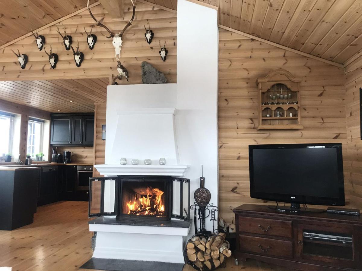 Storemyr By Norgesbooking - Cabin With Amazing View Myro Buitenkant foto